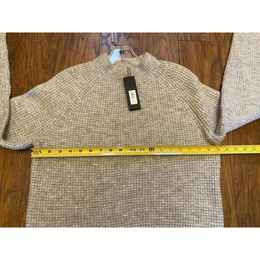 NWT Banana Republic AIRE WAFFLE-KNIT SWEATER Yarn Gray Medium Chunky Knit